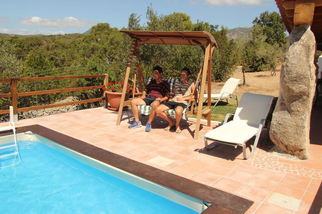 Telti Residence Villa Smeralda חדר תמונה