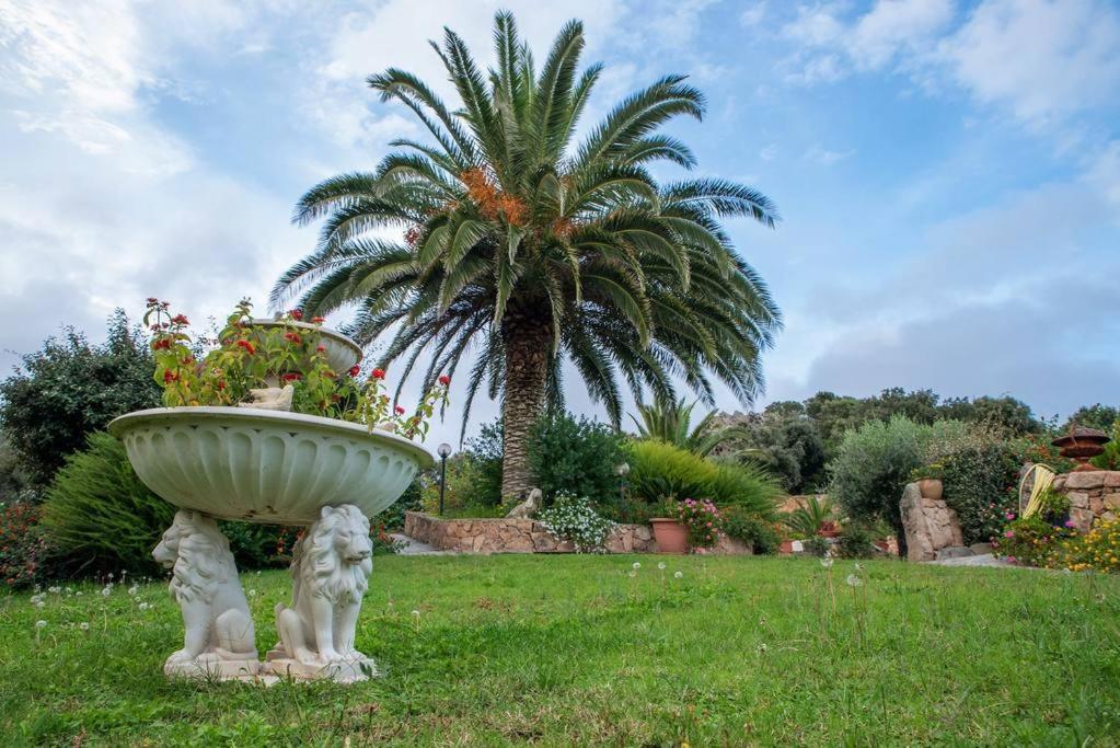 Telti Residence Villa Smeralda מראה חיצוני תמונה