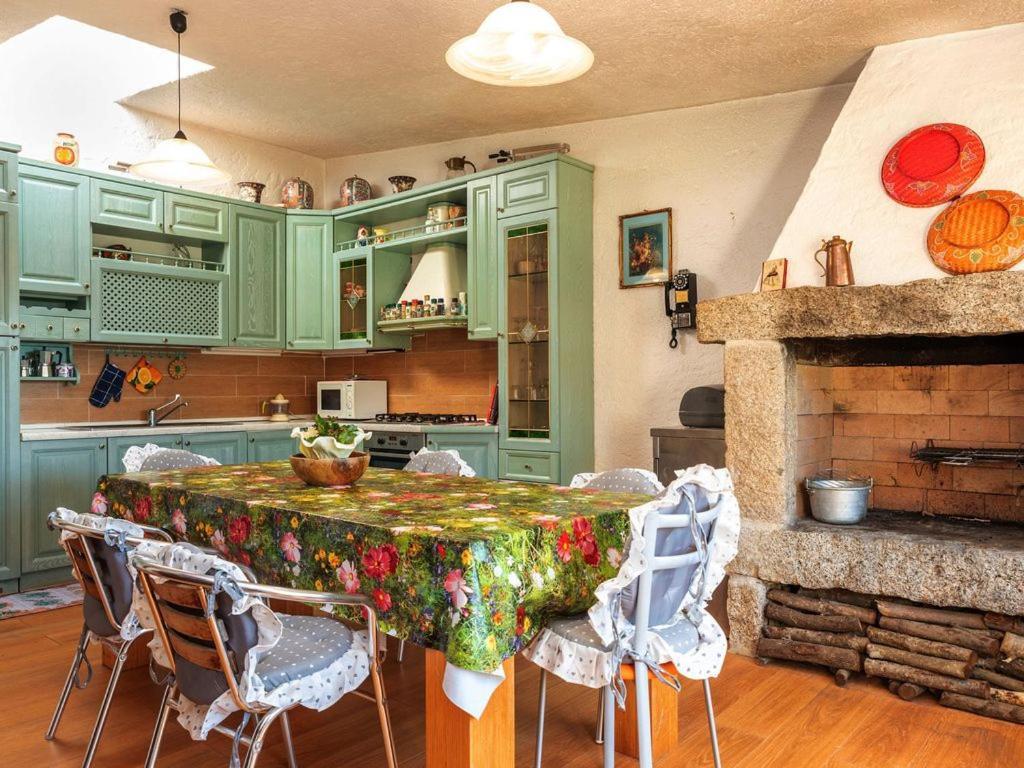 Telti Residence Villa Smeralda מראה חיצוני תמונה