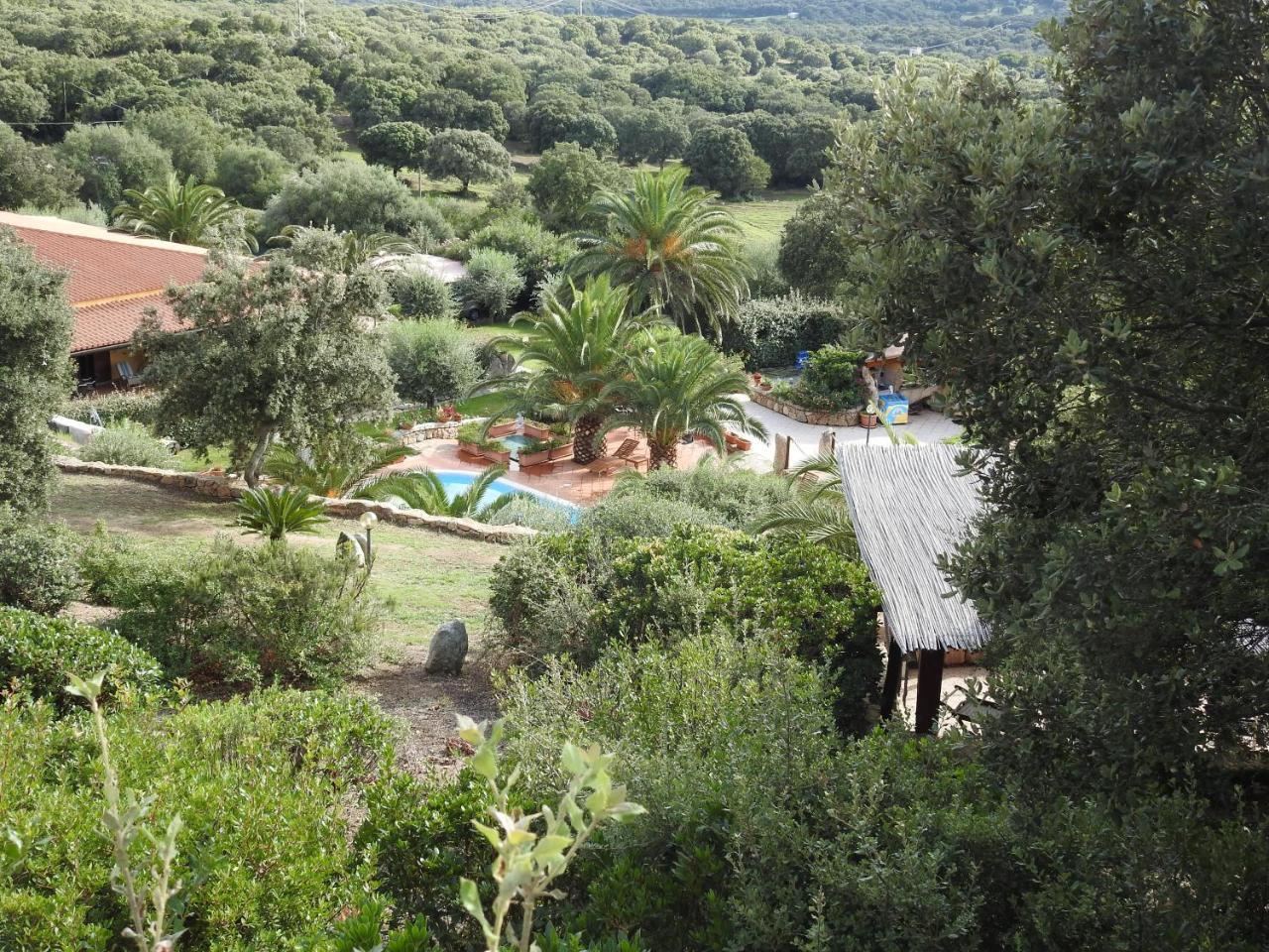 Telti Residence Villa Smeralda מראה חיצוני תמונה