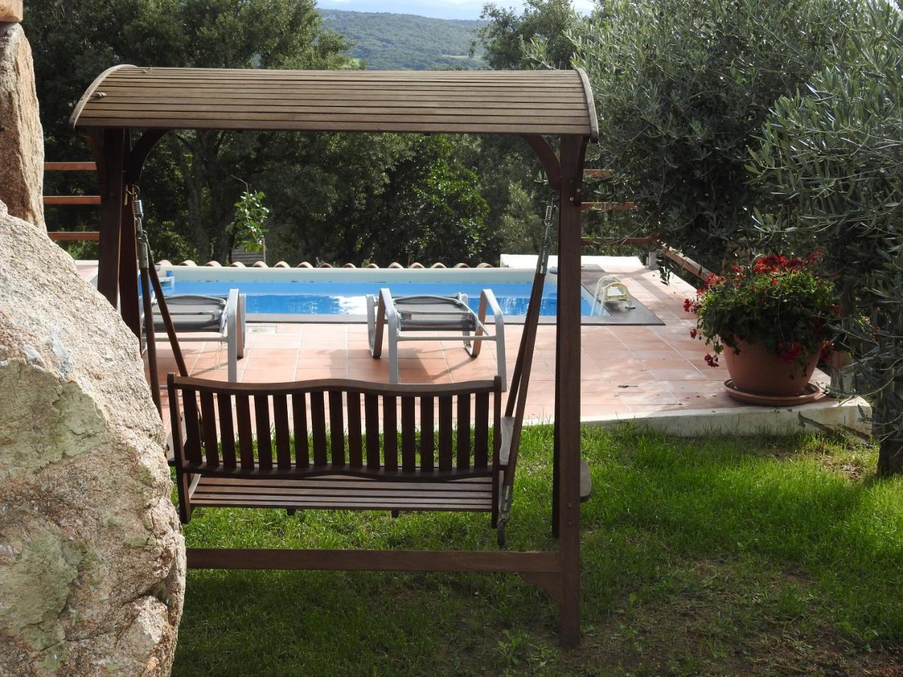 Telti Residence Villa Smeralda מראה חיצוני תמונה